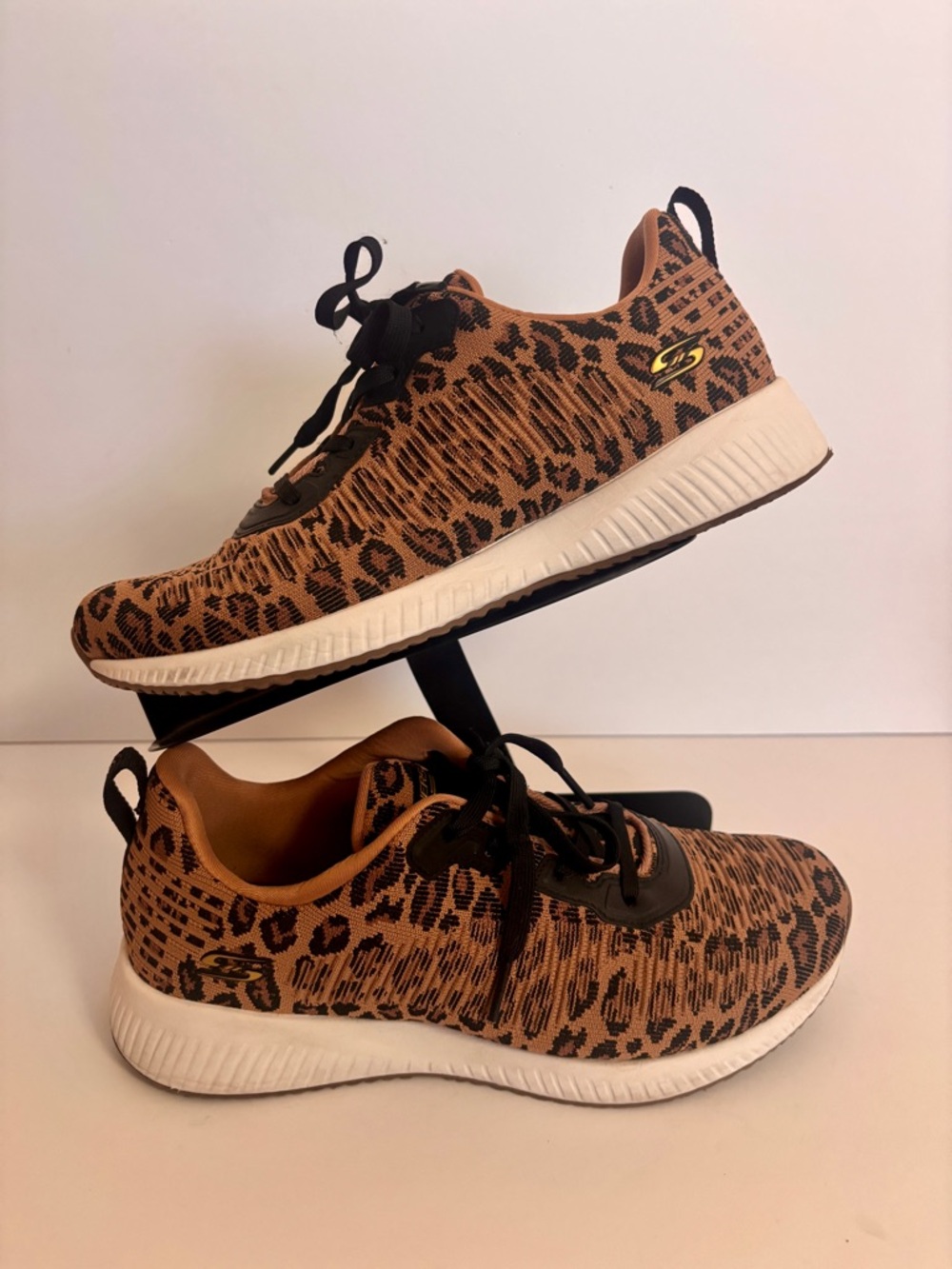 Skechers BOBS Women's Bobs Squad-Leopard Sneakers Size 8.5